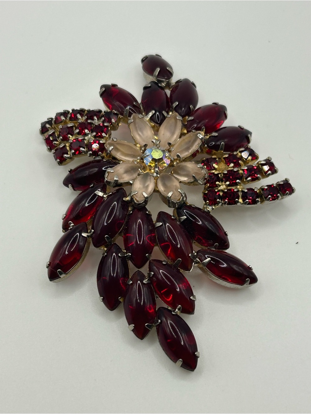 #210607-092626 Vintage Open back red flower large brooch